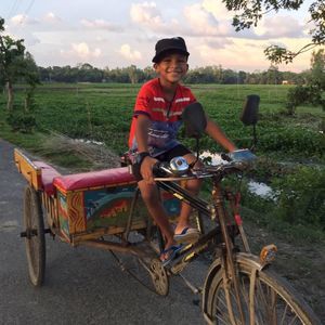 Meet your Posher, Anjam